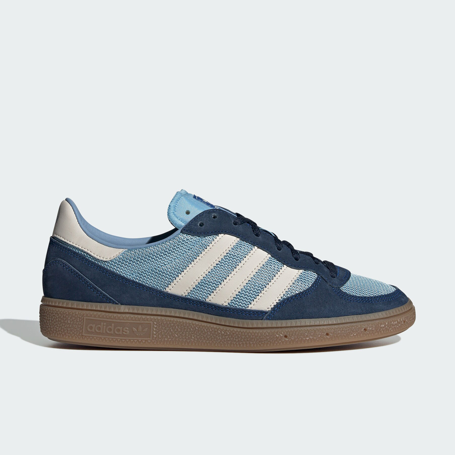 系带板鞋低帮(帮高小于10cm)