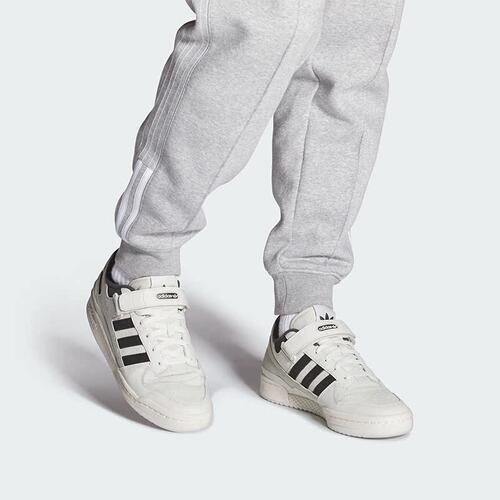 Adidas/阿迪达斯男女休闲鞋