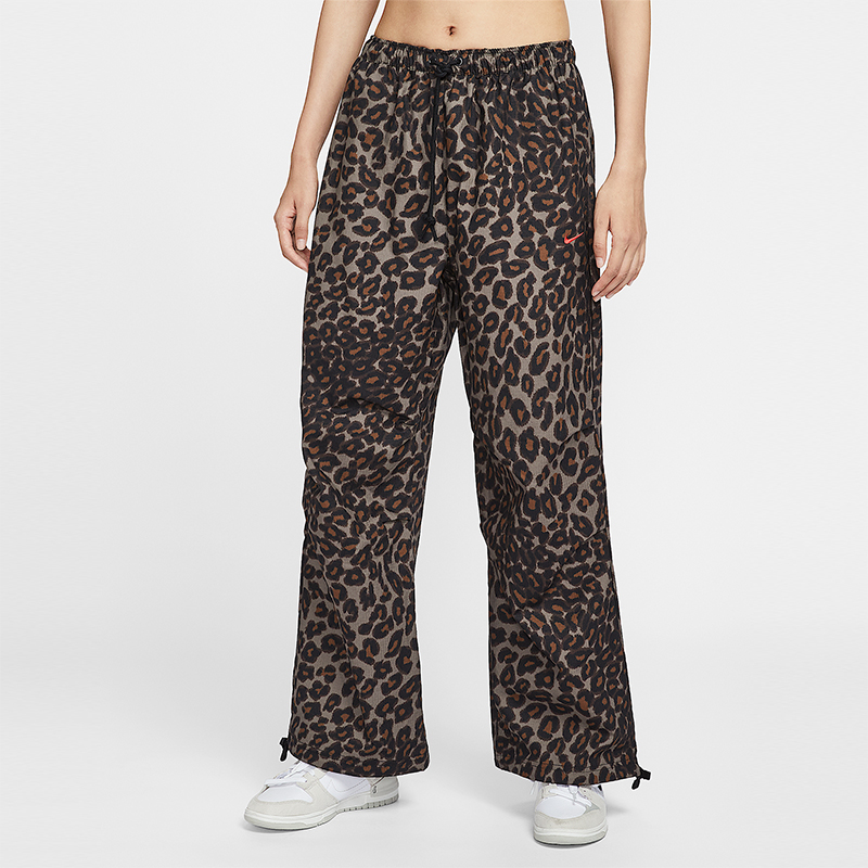 Nike/耐克正品Sportswear女士运动中腰豹纹休闲长裤IO0479-010