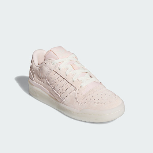 系带板鞋低帮（帮高小于10cm)