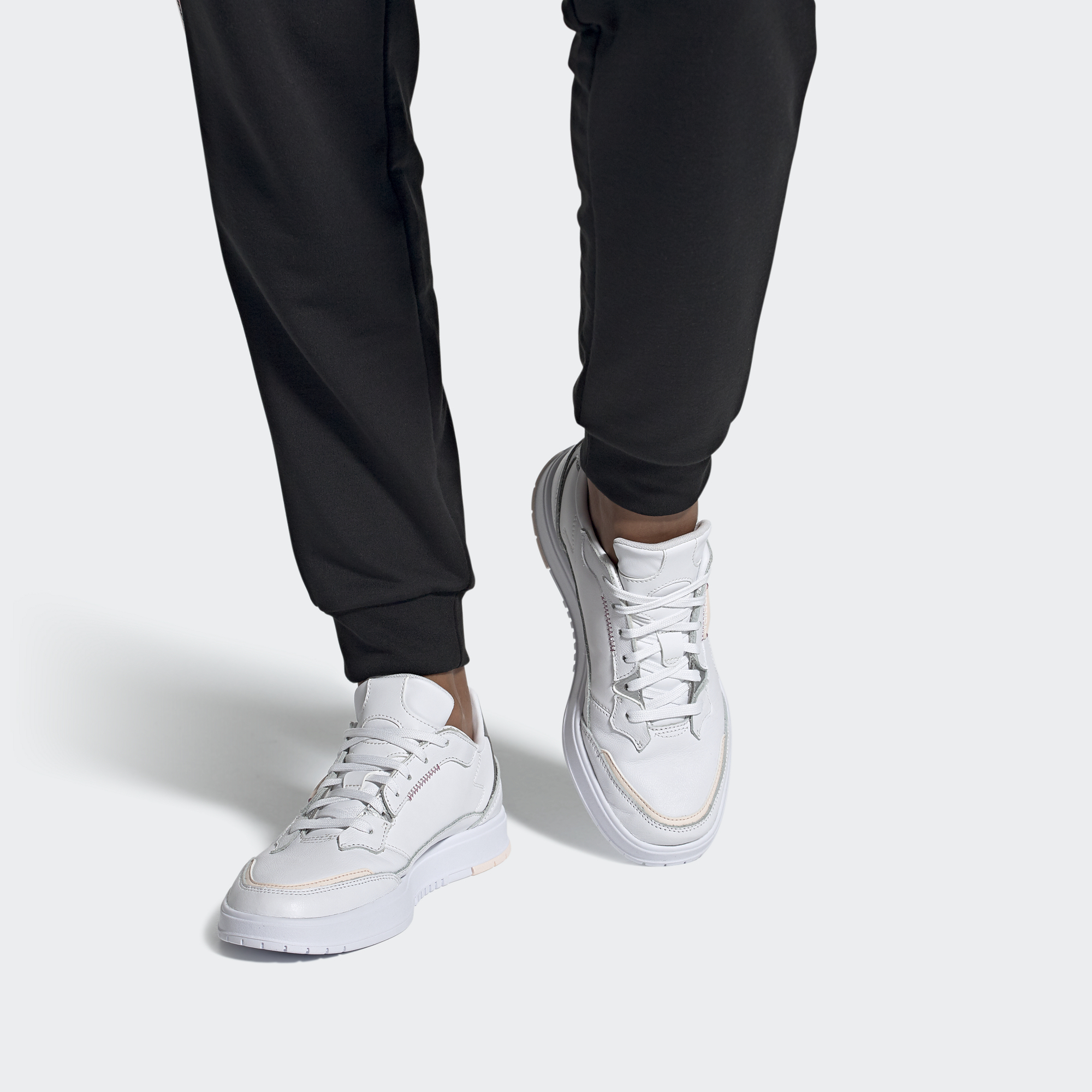 Adidas/阿迪达斯休闲运动鞋