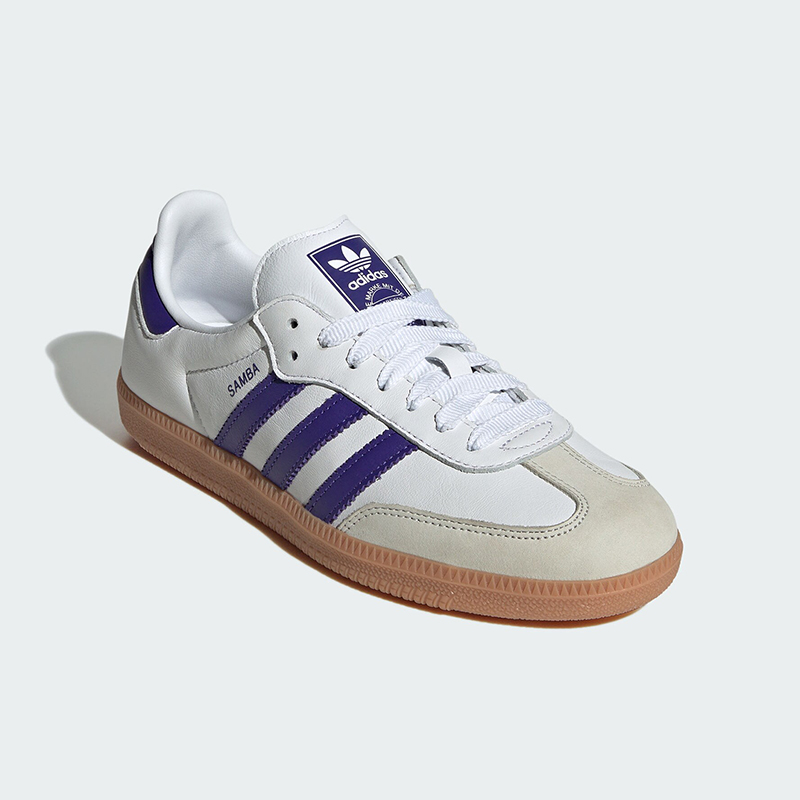 阿迪达斯正品女士板鞋