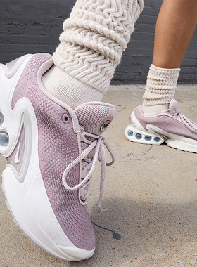 Nike/耐克正品Air Max Dn女士轻便防滑回弹透气休闲鞋FJ3145-004