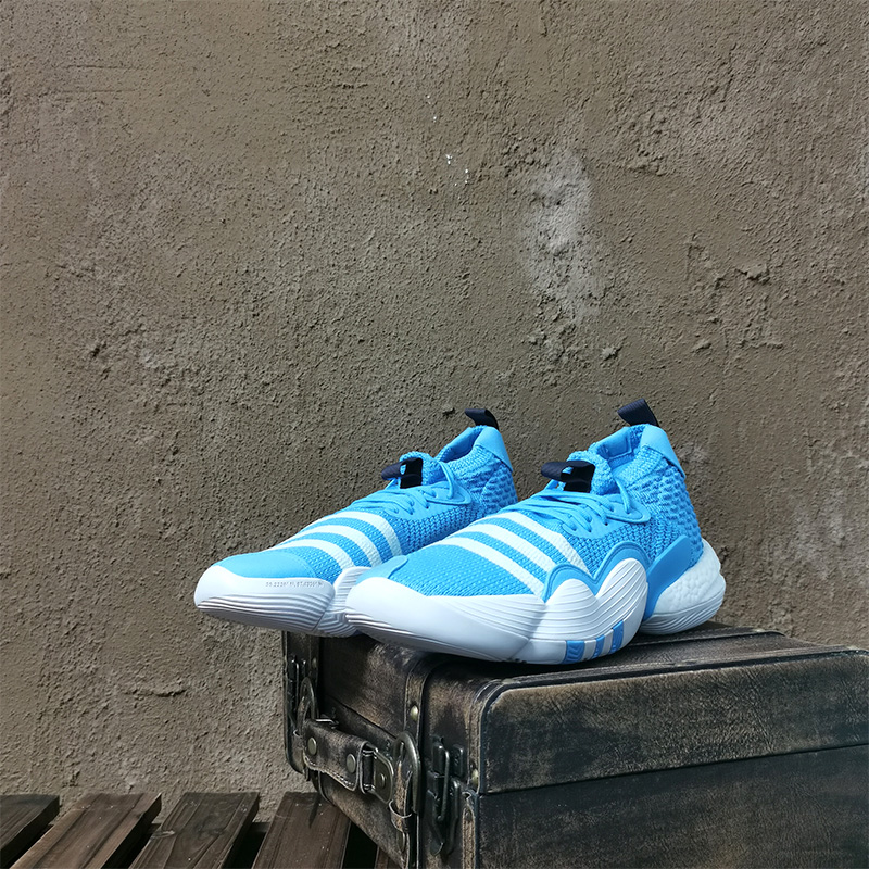 阿迪达斯正品男女通用篮球鞋