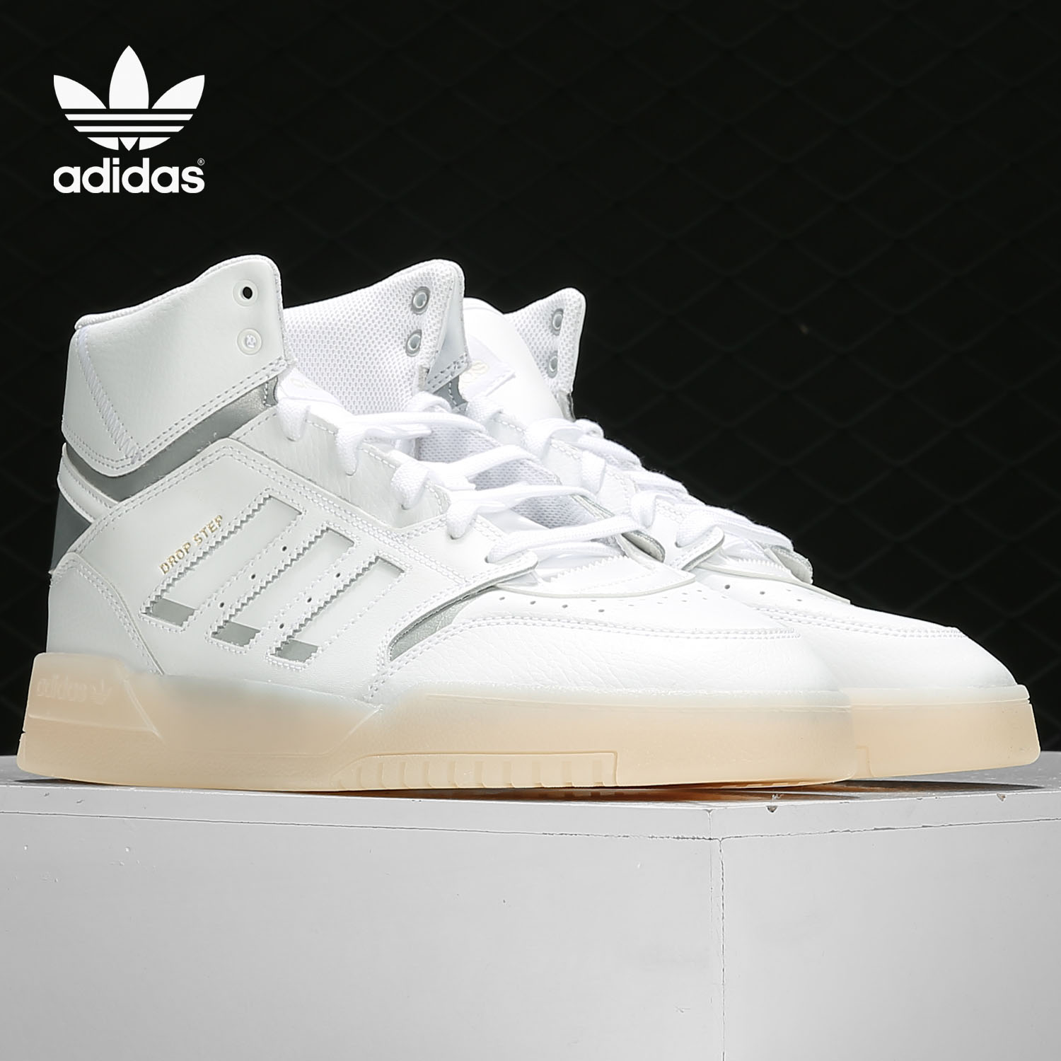 Adidas/阿迪达斯正品三叶草当季男子STEP三叶草系列休闲鞋 EF7140