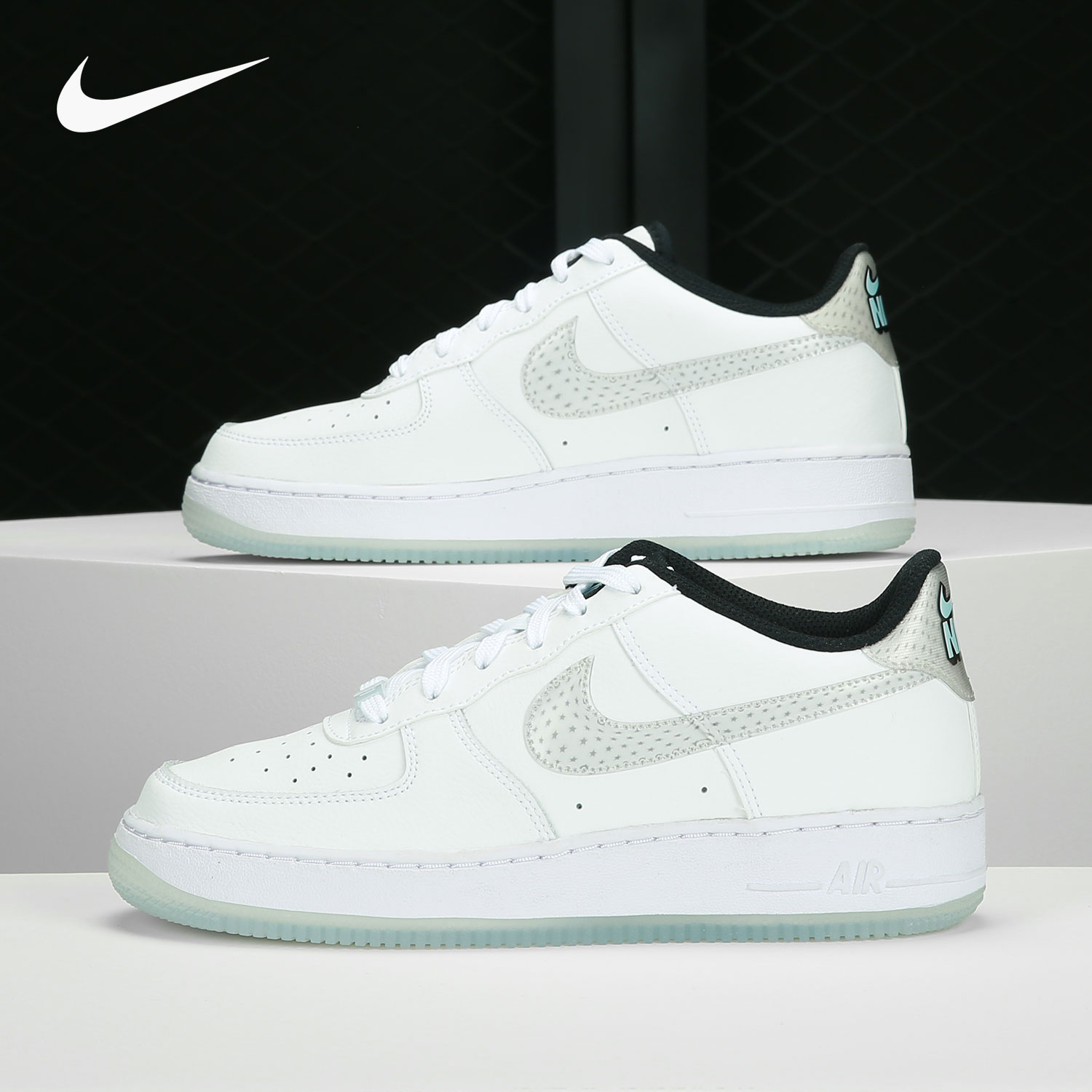 耐克AIRFORCE1女子经典板鞋