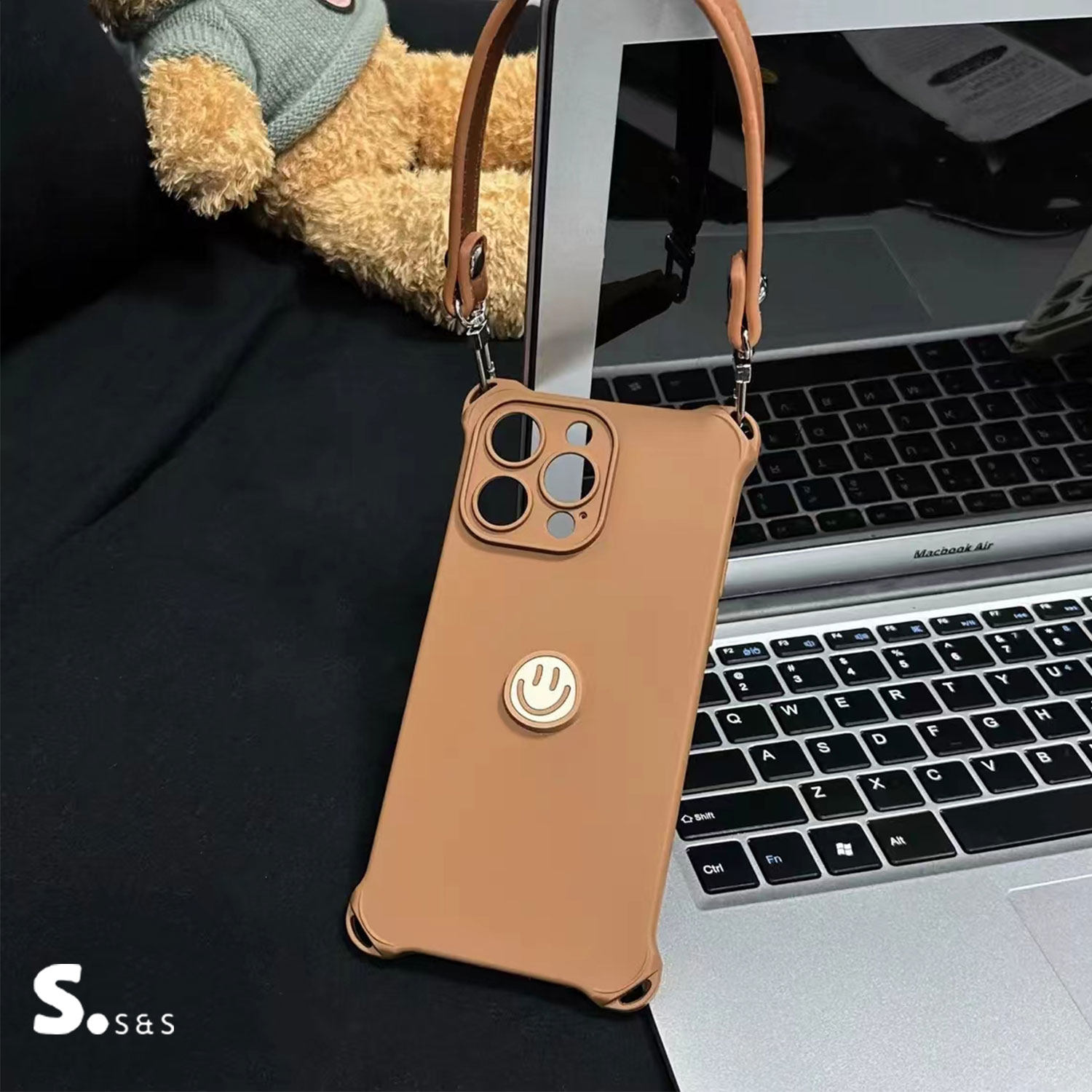 16小众高级感笑脸iphone15镜头全包软壳14手机壳13苹果17promax适用韩国手提腕带皮质挂绳防摔四孔壳保护套12