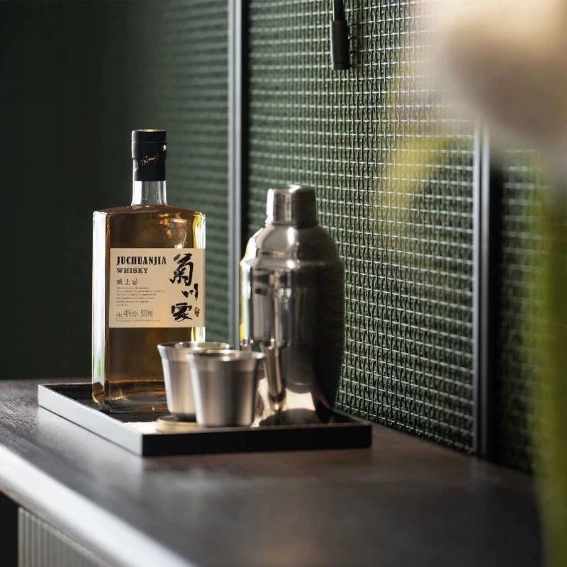 道具调酒极简软装饰吧台样