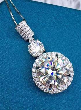 霸气款10克拉钻吊坠火彩超好D色vvs净度