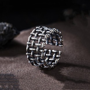 新款小众百搭戒指男士无名指时尚复古指环中指网格纹饰品