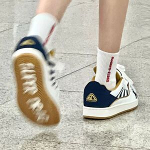 原创胡迪蓝黄撞色字母底面包鞋女ins厚鞋舌滑板鞋小众高颜值潮鞋