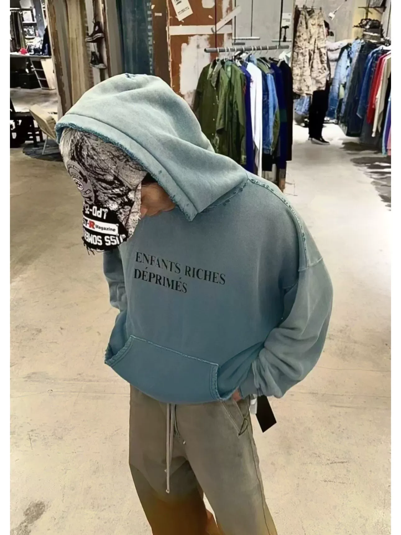 [Enfants Riches Deprimes新款ERD做旧破坏水洗虫洞连帽衫短宽卫衣]