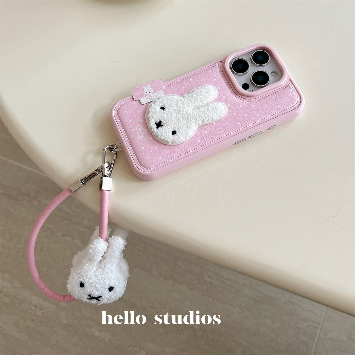 韩系可爱波点毛绒米菲手机壳