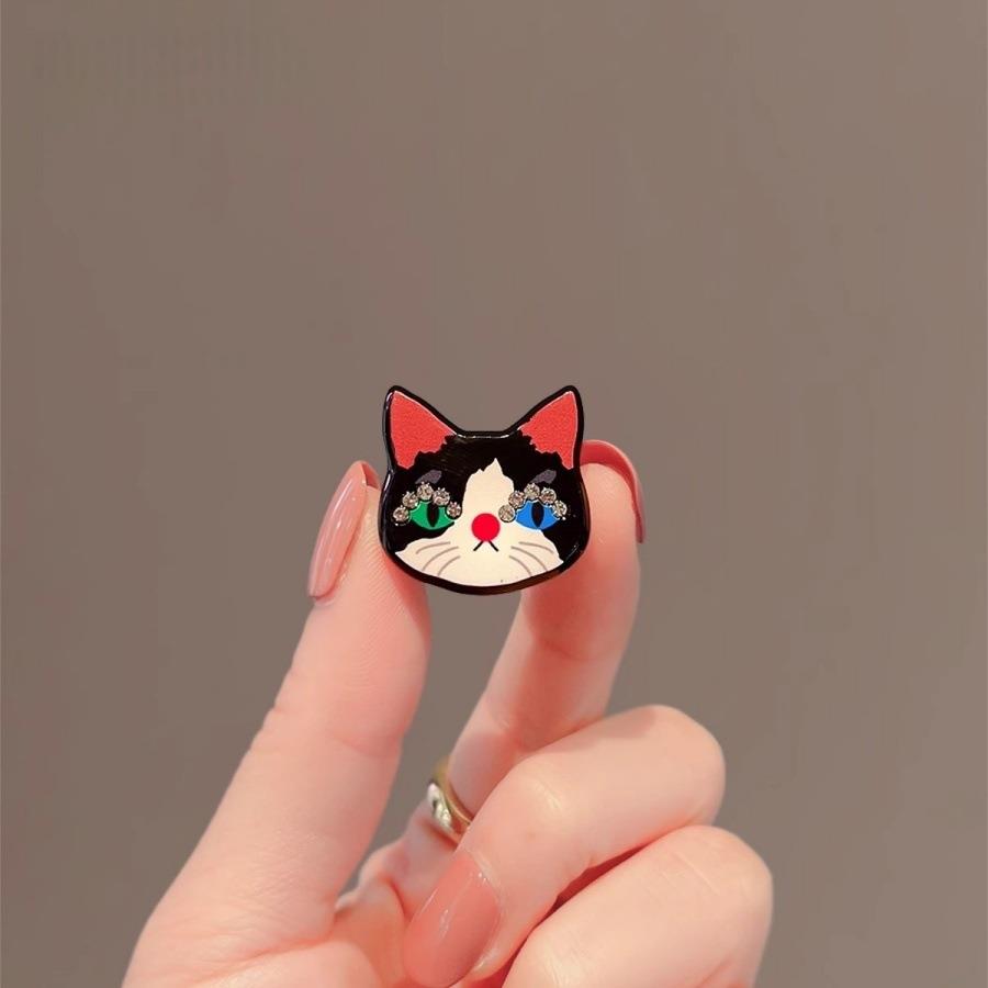 精致小巧猫咪胸针女秋冬新款毛衣别针配饰设计感镶钻大衣领口胸花