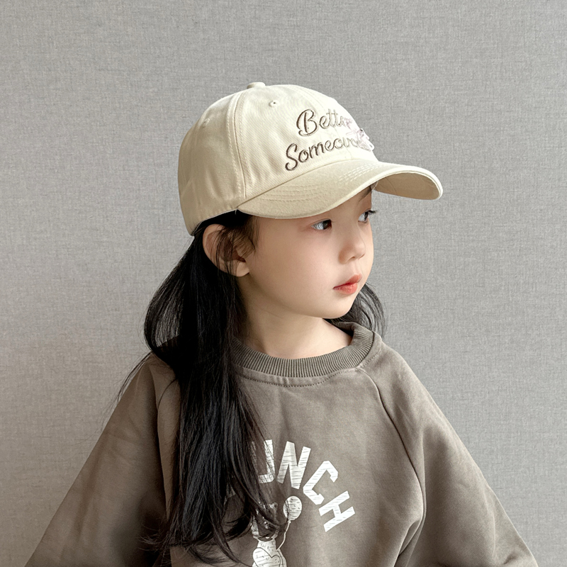 儿童帽子秋冬季女孩户外棒球帽韩版洋气甜美女童简约字母鸭舌帽潮