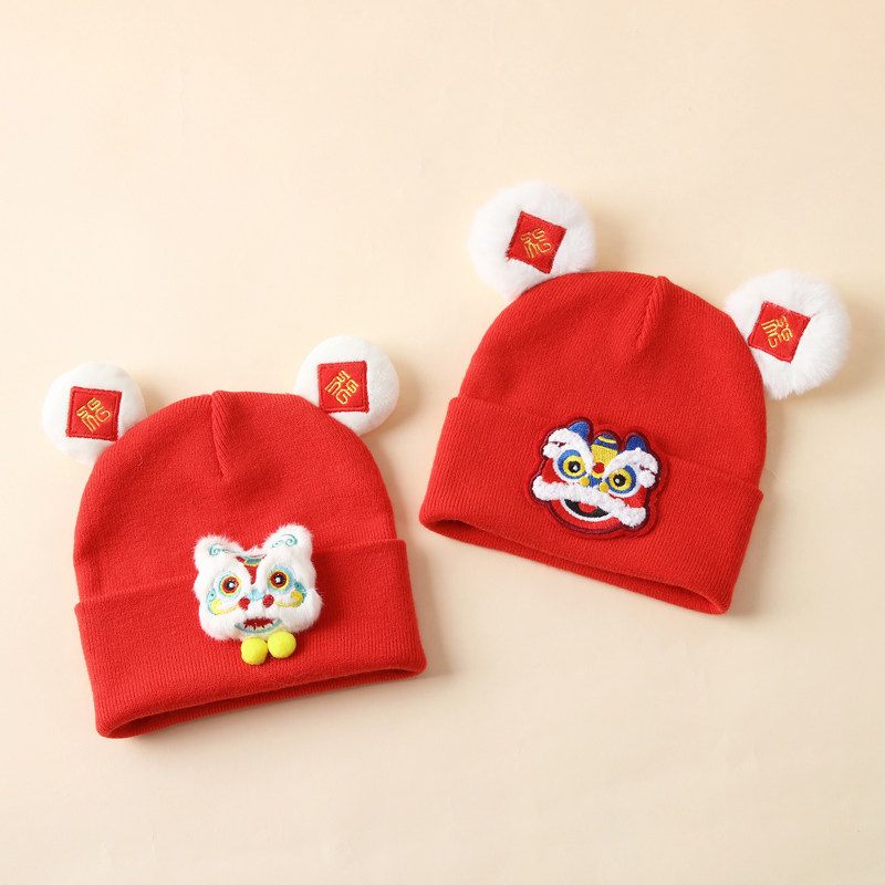 婴儿帽子0到3个月宝宝毛线帽保暖护耳秋冬季小月龄针织帽红色男宝
