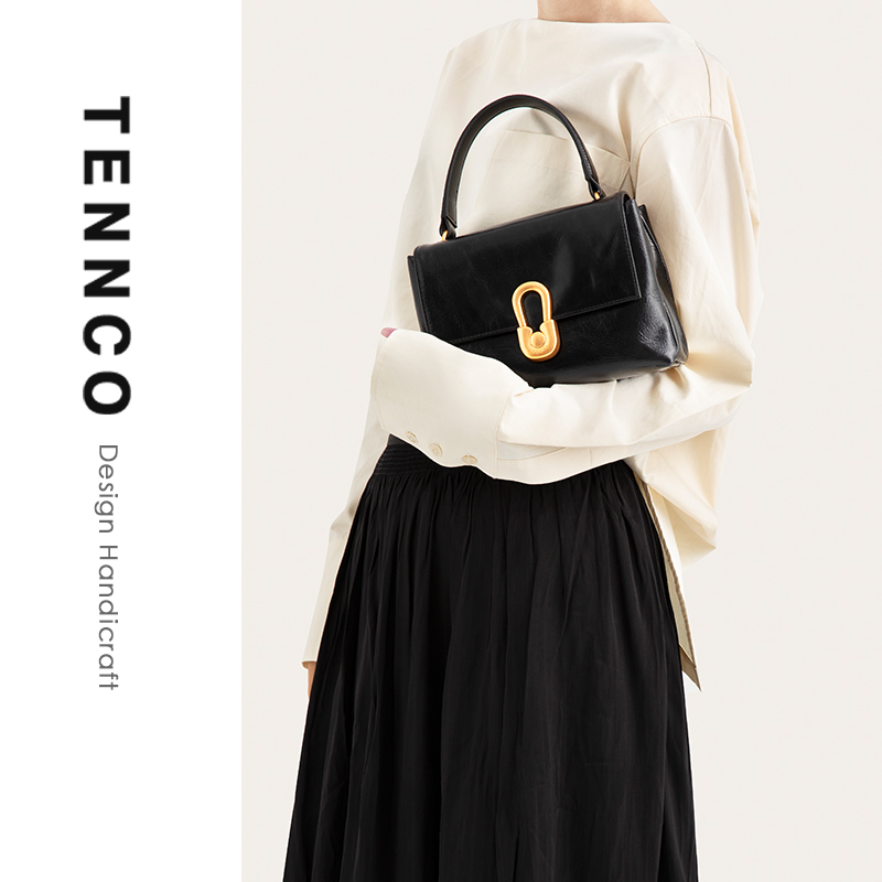 tennco头层牛皮黑金小方包