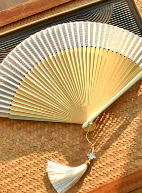 纯色素雅古典折扇中国风折叠扇子汉服旗袍舞蹈走秀随身女式古风