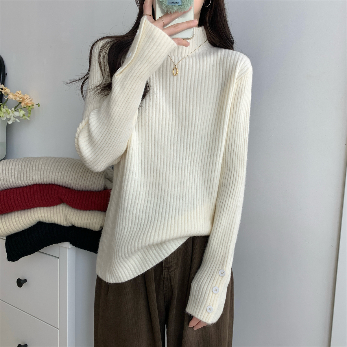 孕妇加厚毛衣秋冬装韩版宽松半高领纽扣设计北极绒软糯内搭针织衫