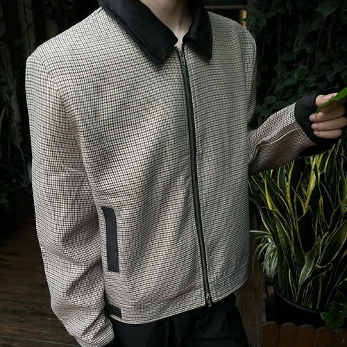 修饰完美身材的千鸟格夹克外套