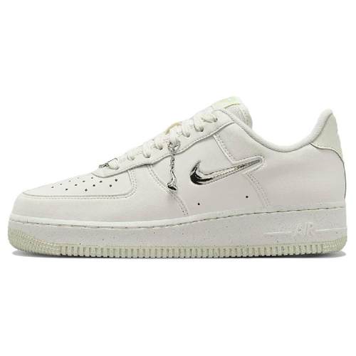 Nike Air Force 1 07 NEXT 低帮 板鞋 女款 白色