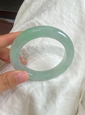 【顺丰包邮】缅甸精品翡翠A货玉手镯女款冰种果绿色浅绿色送女友