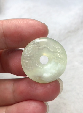 岫玉甲翠山水平安扣小吊坠冰