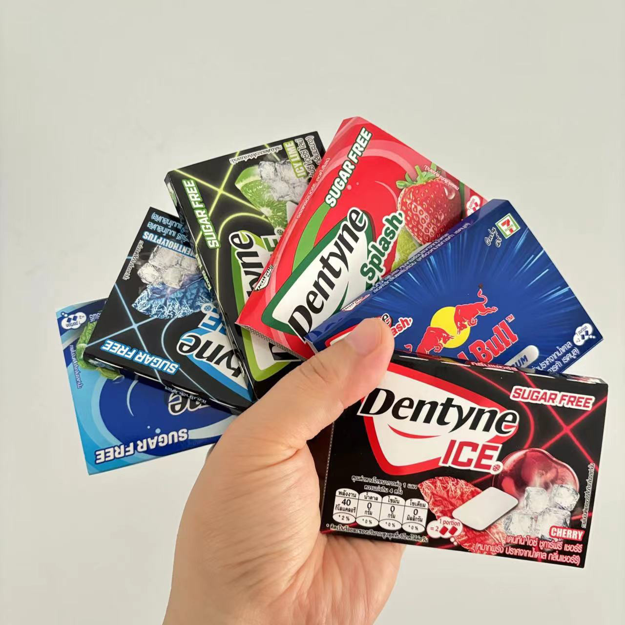 泰国直邮711代购Dentyne口香糖无糖西瓜草莓果味冰爽薄荷清新口气