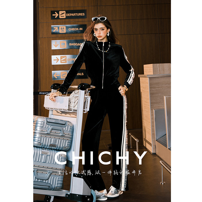 CHICHY高级感黑色丝绒运动套装