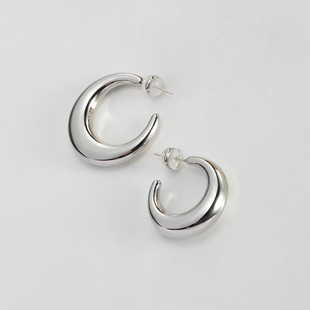 LARAINE 气质耳钉 YIN冷淡风超质感金属光面耳圈耳环925银针个性