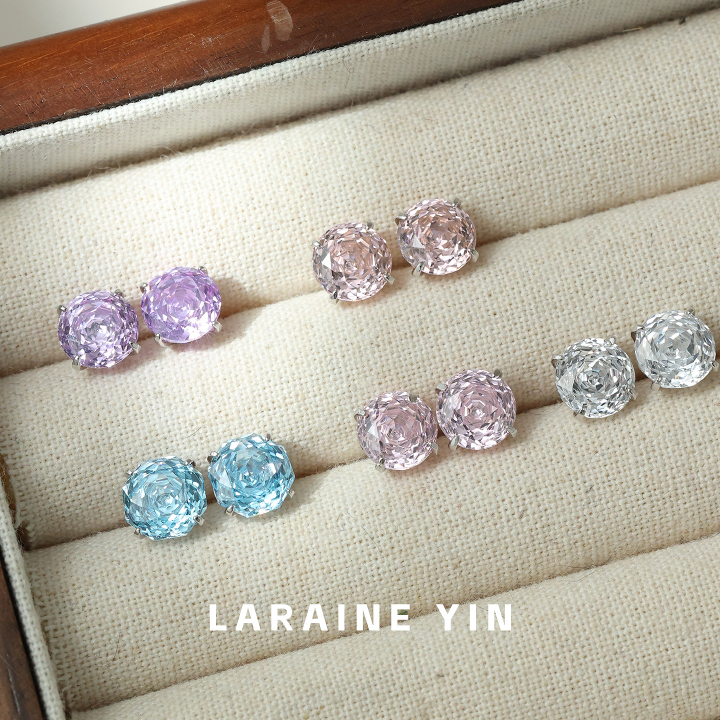 【买3免1】925纯银四爪锆石耳钉女 养耳洞酷帅轻奢精致独特小耳钉