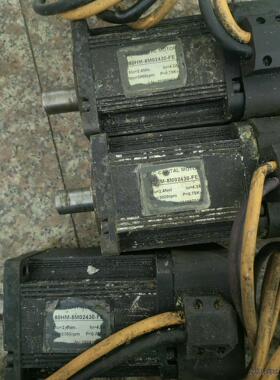 80HM-8M02430-FE伺服电机！功能包好！有需要的可议价商品