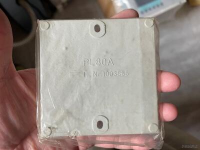 西克SICK反光板 PL80A，全新现货一个，邮费到付议价商品