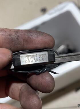 直线导轨滑块线轨THK RSR9KMS  一条15，一共16议价商品