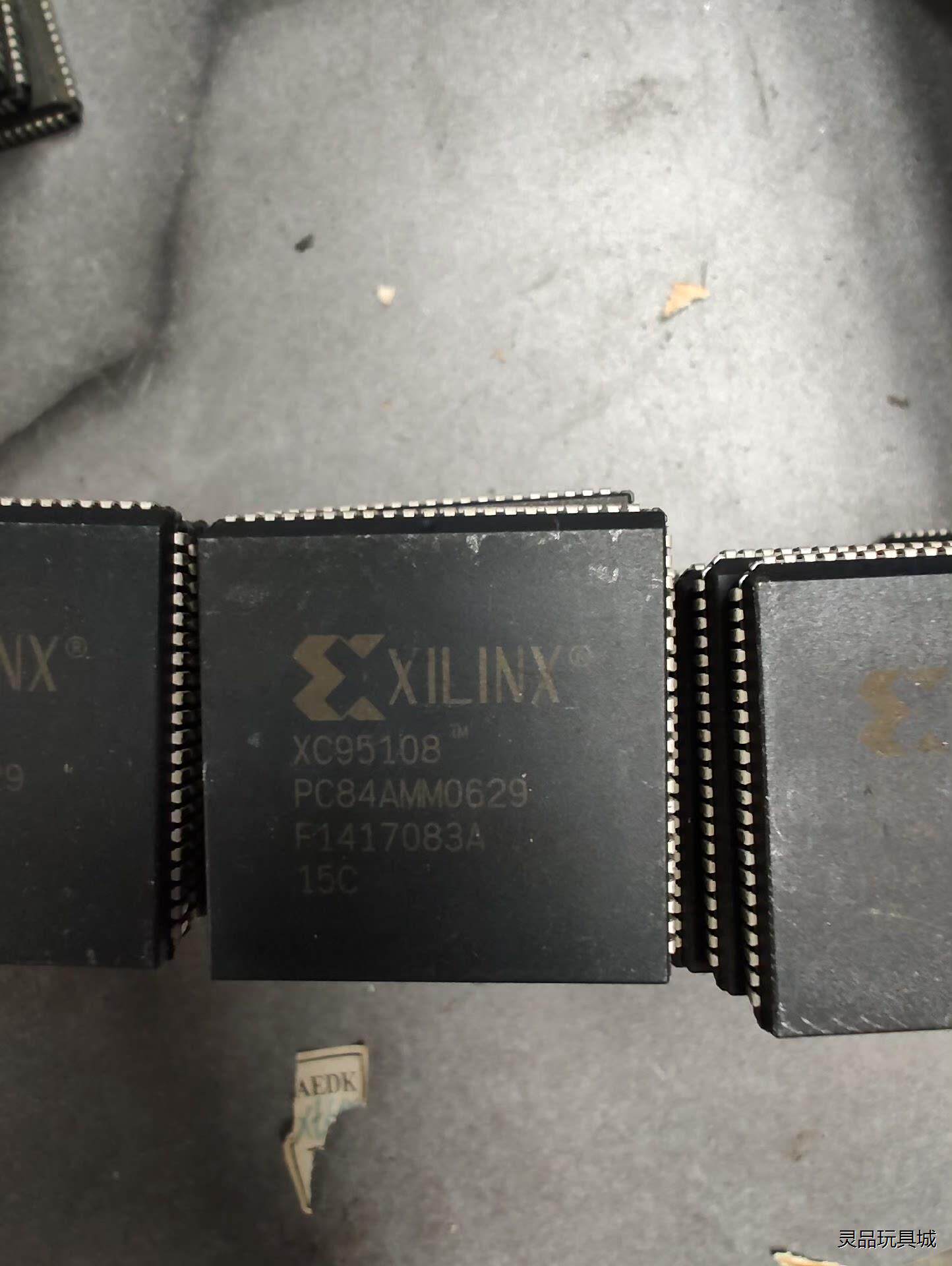 芯片XC95108-PC84AMM0629,共67片XC95议价商品