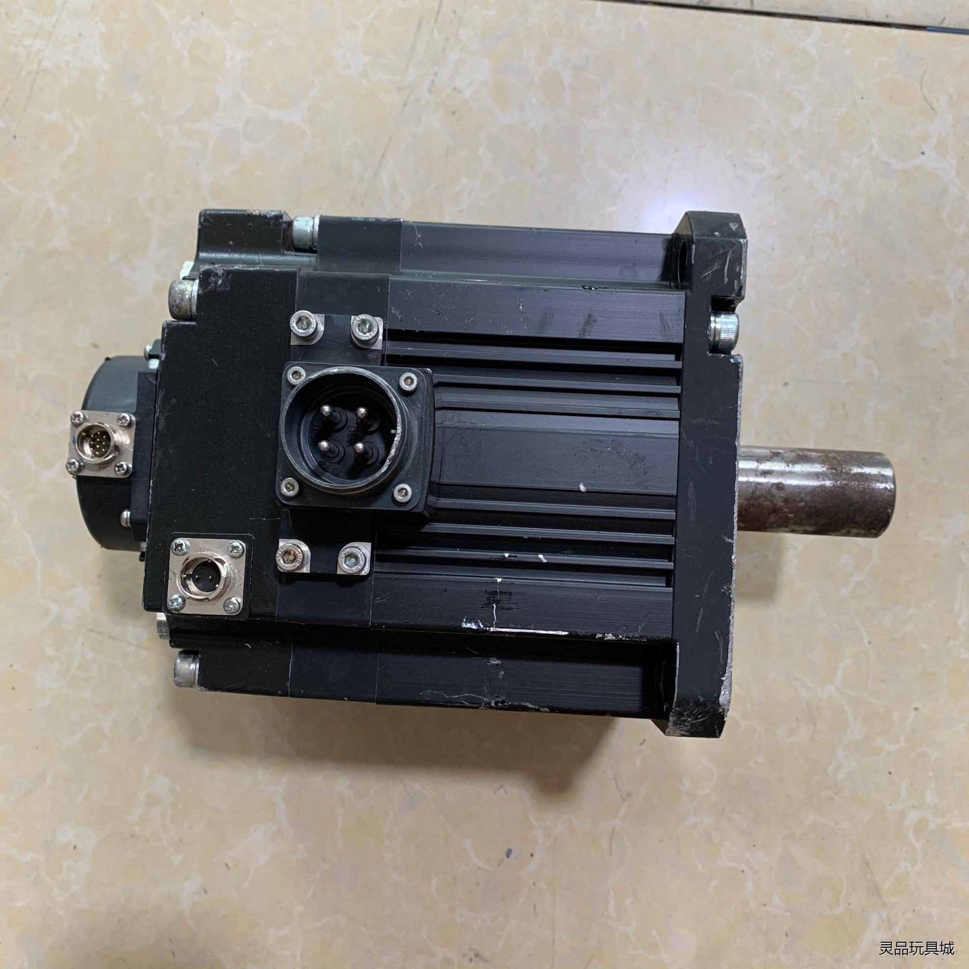 拆机三菱伺服电机HF-SP352B，质量包好，成色如图，后面议价商品