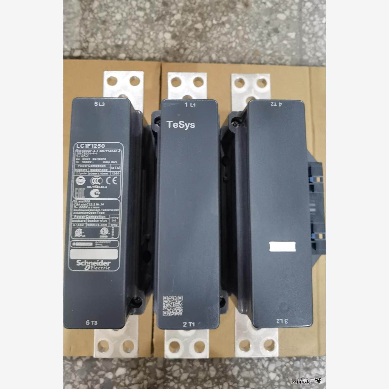施耐德捷克进口交流接触器LC1 F 1250A 3P AC2洁川议价