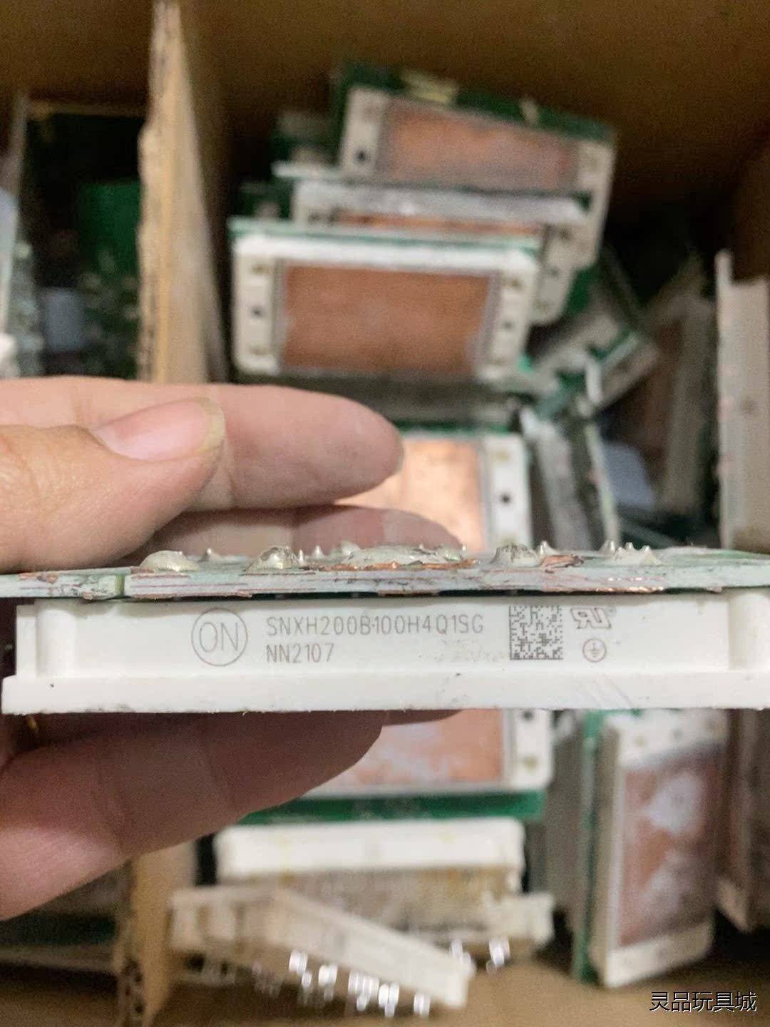 SNXH200B100H4Q1SG  IGBT模块  ON模议价商品