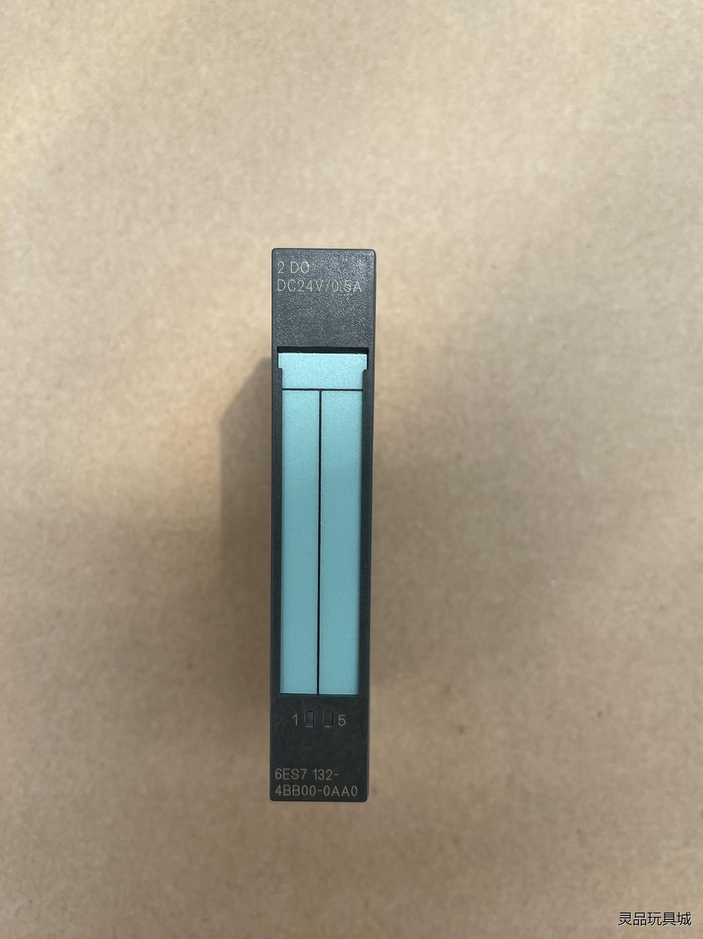 西门子模块 6ES7 132-4BB00-0AA0，成色新功议价商品