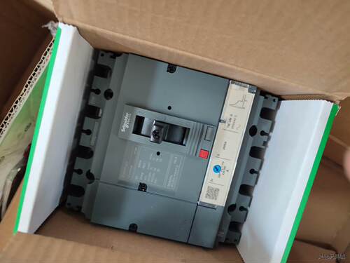 施耐德CVS250F塑壳断路器最后12只4P250A拆漏电模议价商品