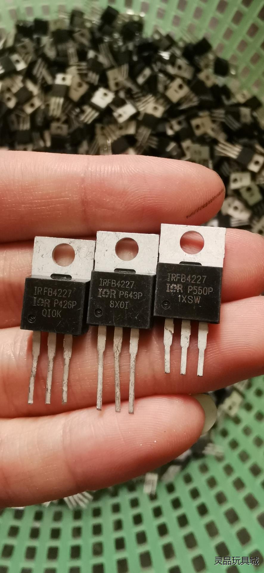 IRFB4227 现货 原装进口拆机65A 200V大功率场议价商品