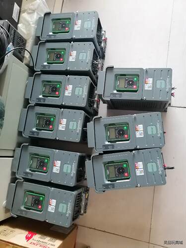 施耐德变频器ATV610U55N4，5.5KW原装拆机380议价商品