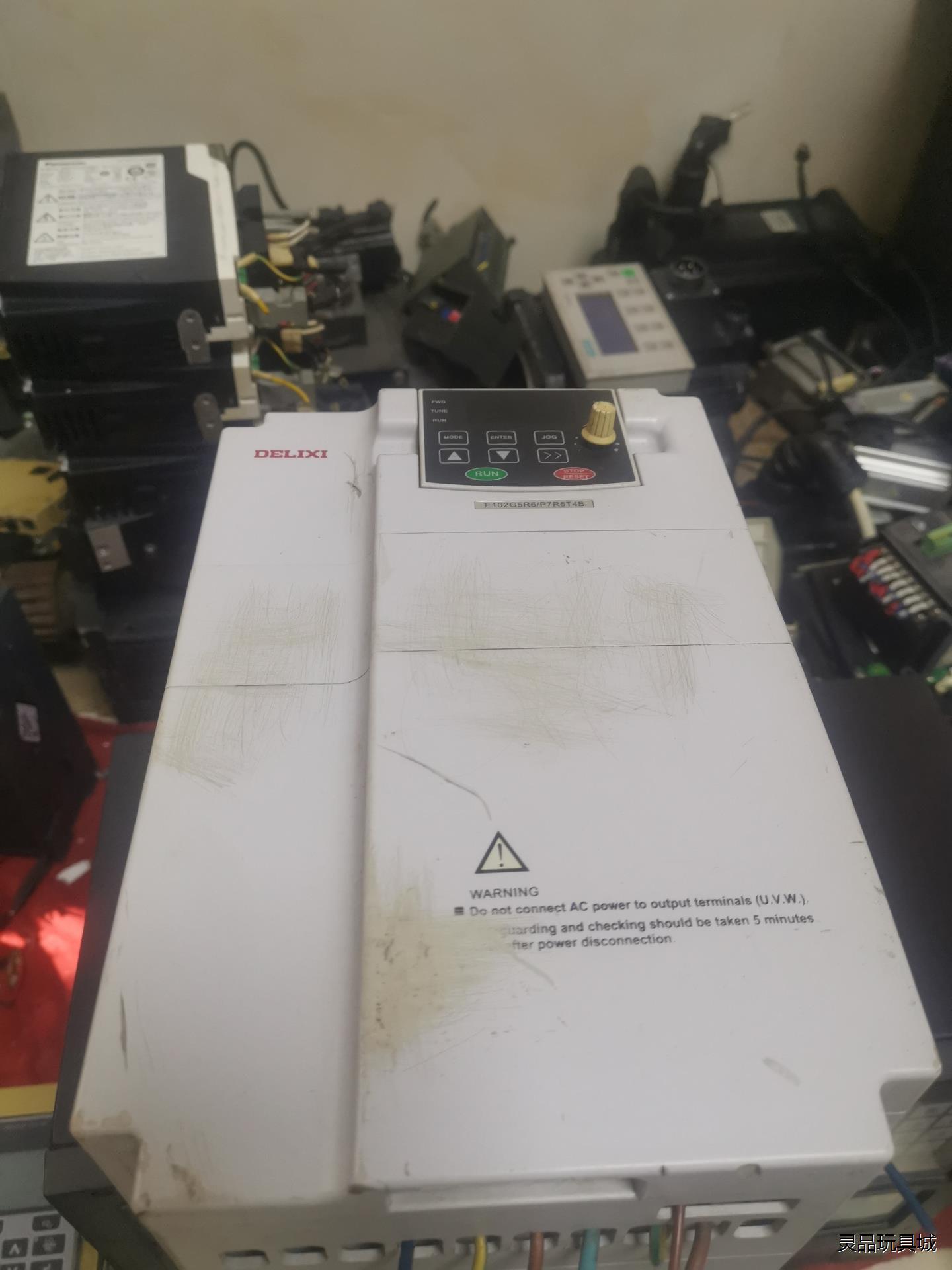 德力西变频器。 CDI-E102G5R5/P7R5T4B议价商品