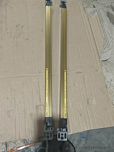 欧姆龙安全光幕F3SJ-A0570P30-D/L，实物拍照，议价商品