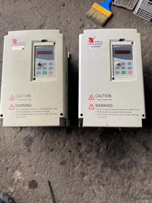 富凌变频器DZB300B007.5/p011.0L4A，38议价商品