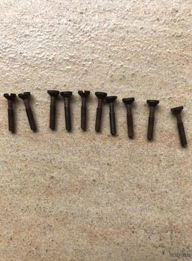 50年代英国老胆机器上拆下来一字顶螺丝 10粒。长17.43议价商品