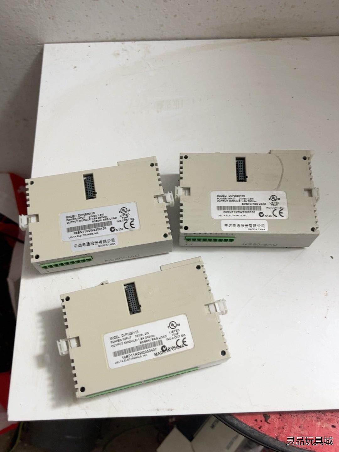 台达DVP08SN11R输出点扩展模块两个，DVP16SP1议价商品