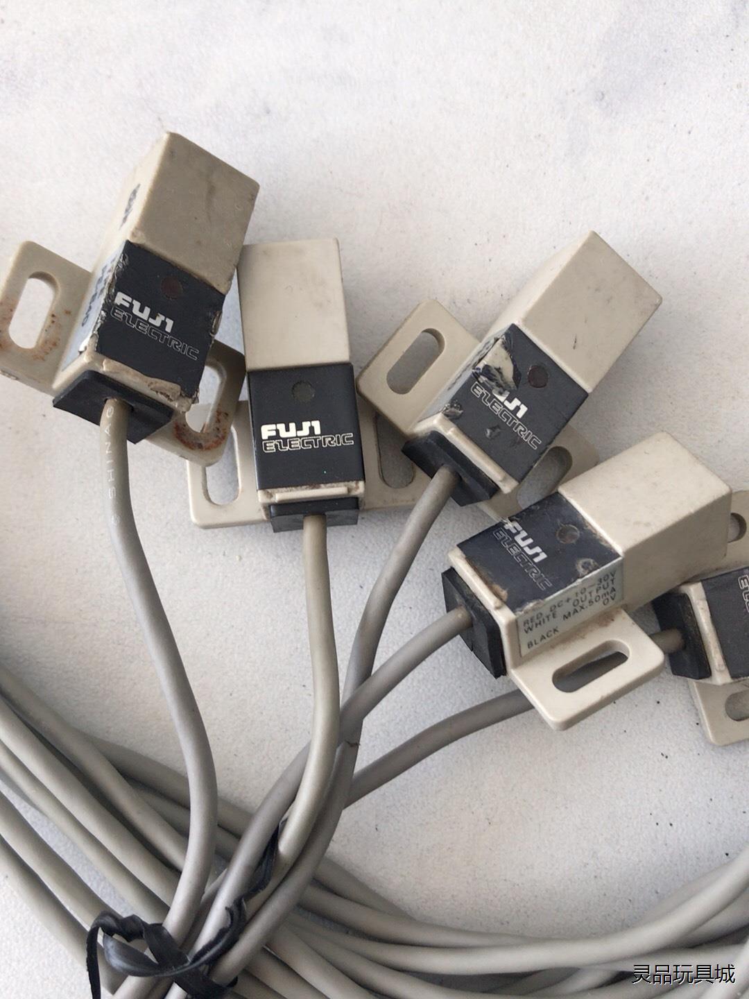 FUJI富士接近开关PE-B4D（5）PE-B4D3  (3议价商品