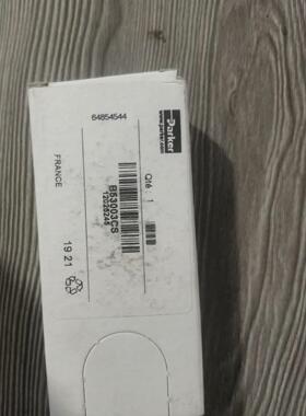 30  派克气气动按钮阀，B53003CS，两个，全新原装正议价商品
