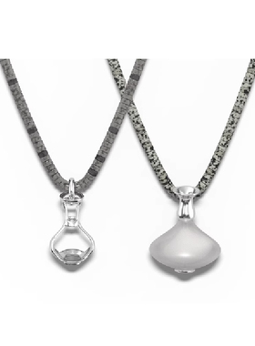 TOGGLER X FENGYI TAN天然闪光石斑点石镂空白玉瓶子项链节日礼物